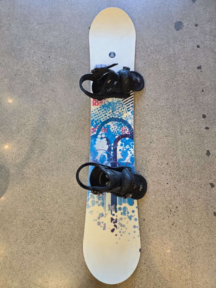 Forum Aura Snowboard, 143cm