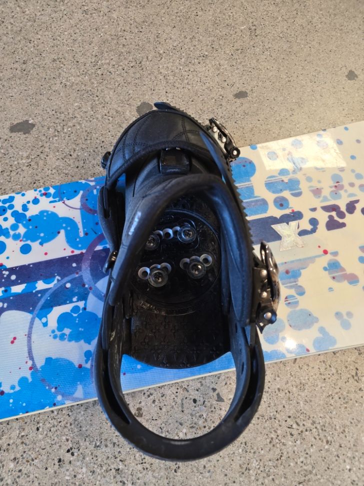 Forum Aura Snowboard, 143cm