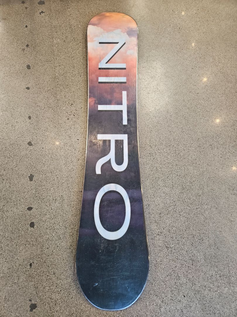 Pink Nitro Mercy 146, 146 cm