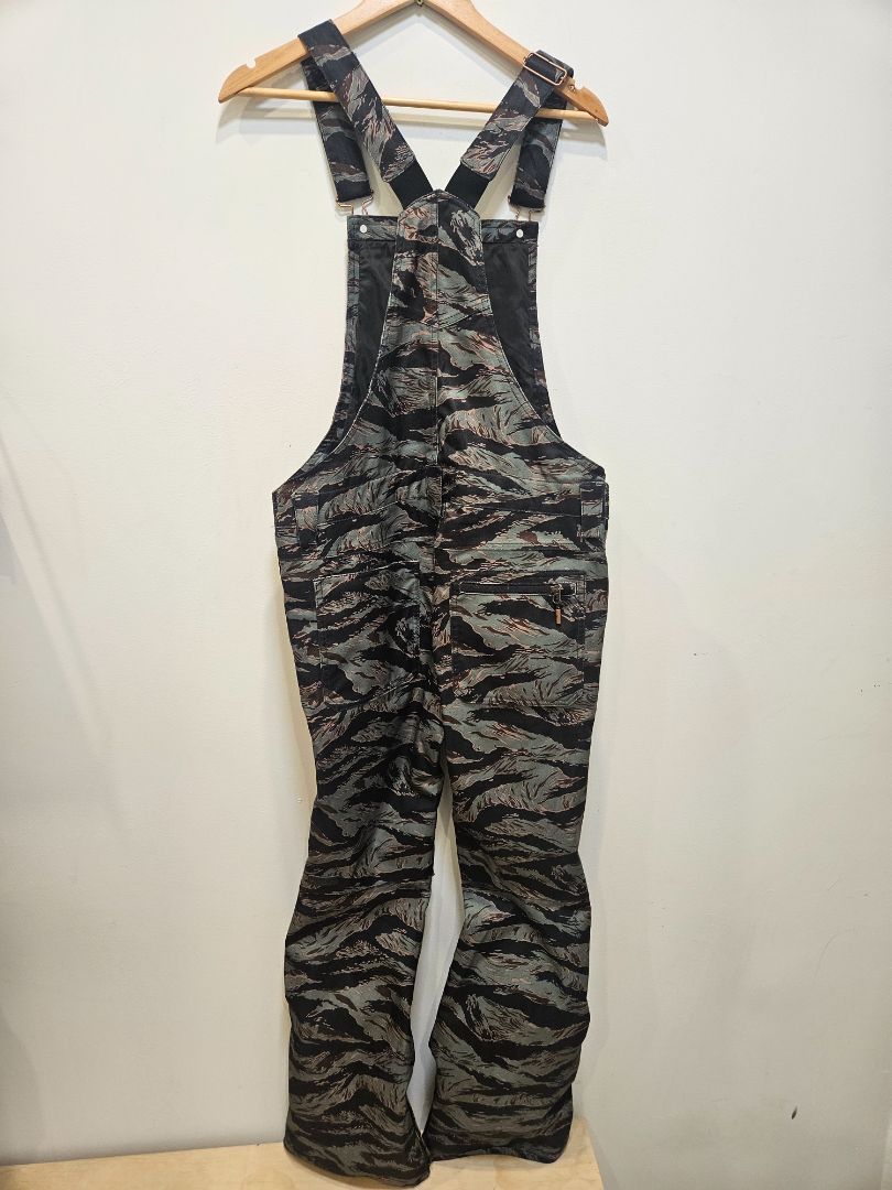 Camo L1 Bib Pants, M