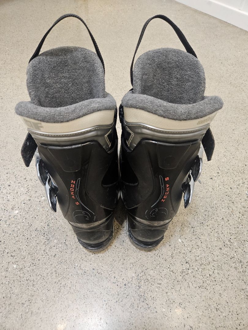 Black Salomon Irony 5, Mondo 25