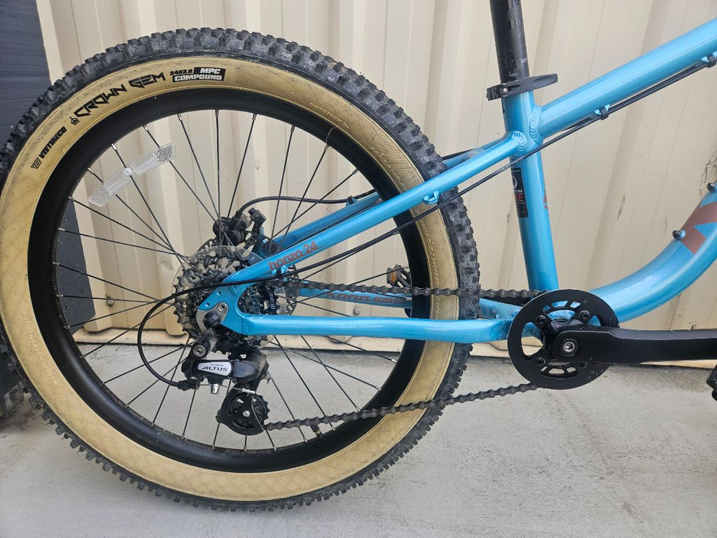 Blue Kona Honzo 24, 24 in