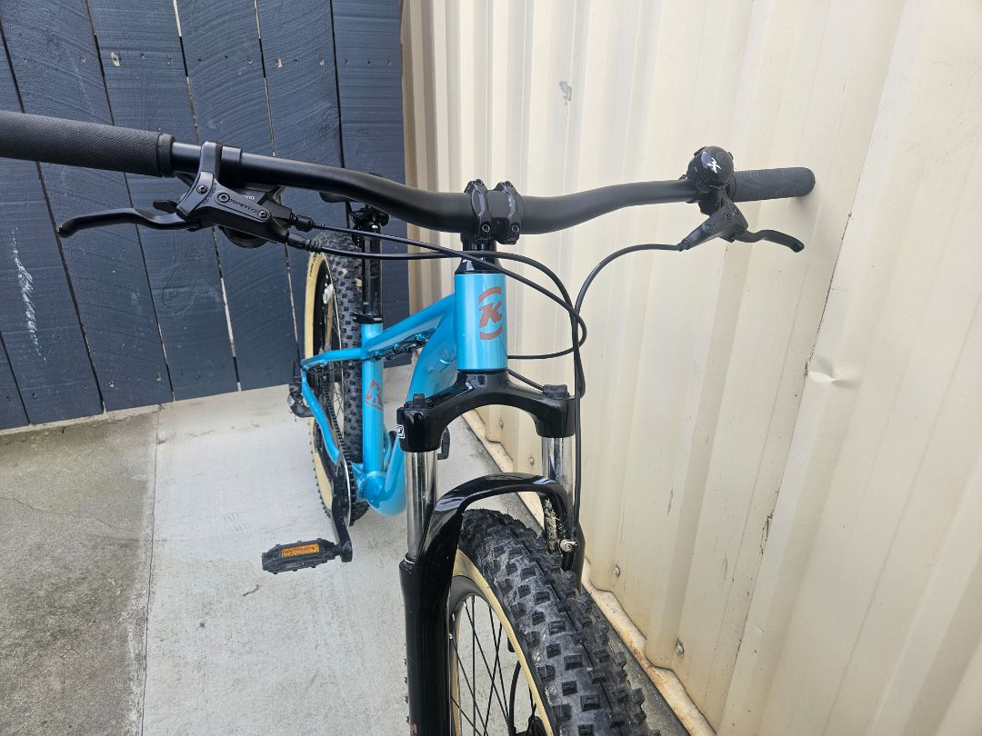 Blue Kona Honzo 24, 24 in