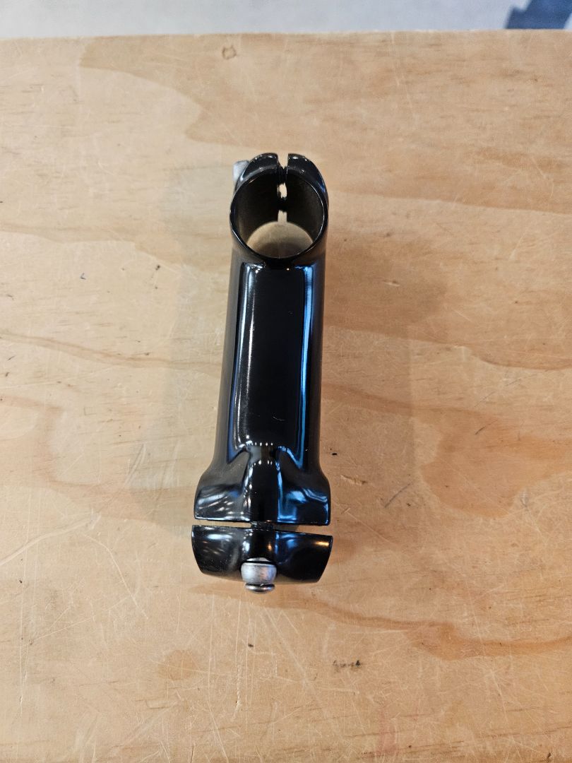 Black  Bike stem