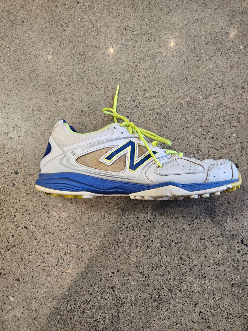 White New Balance Cricket Shoes, EU 47.5