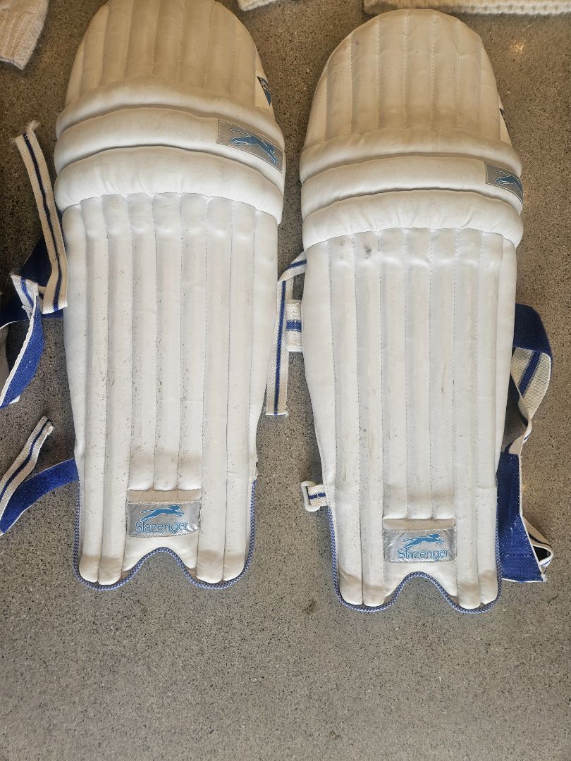 White Mixed Cricket Gear Set, XL
