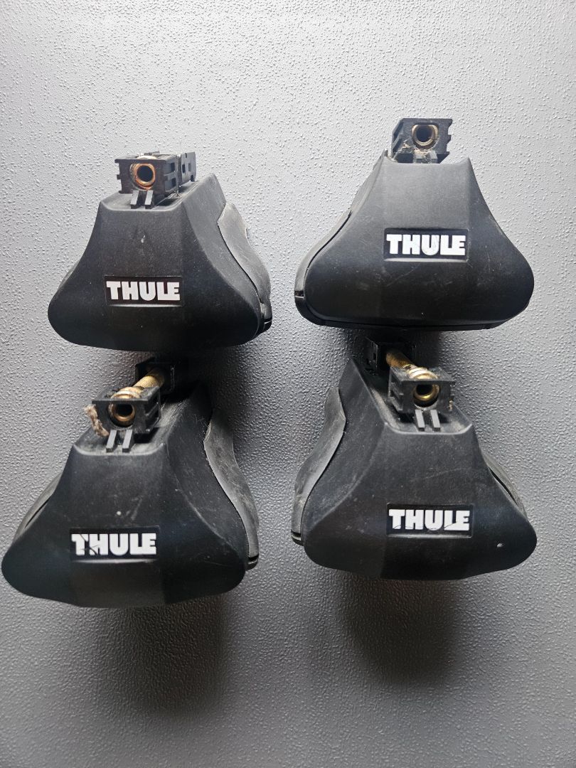 Black Thule 1254 Foot Pack