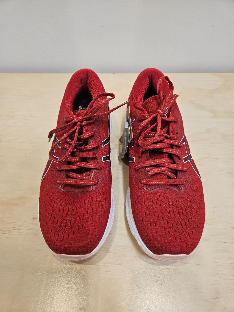 Red ASICS Gel-Nimbus 24, EU 42