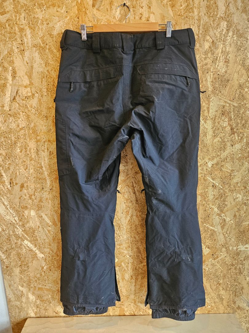 Black Burton Cyclic, L
