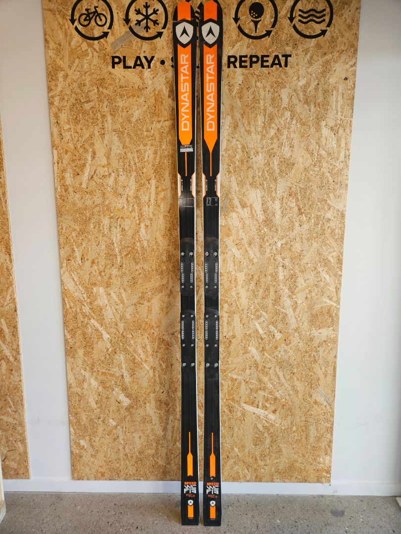 Black Dynastar Speed WC FIS SG, 205 cm