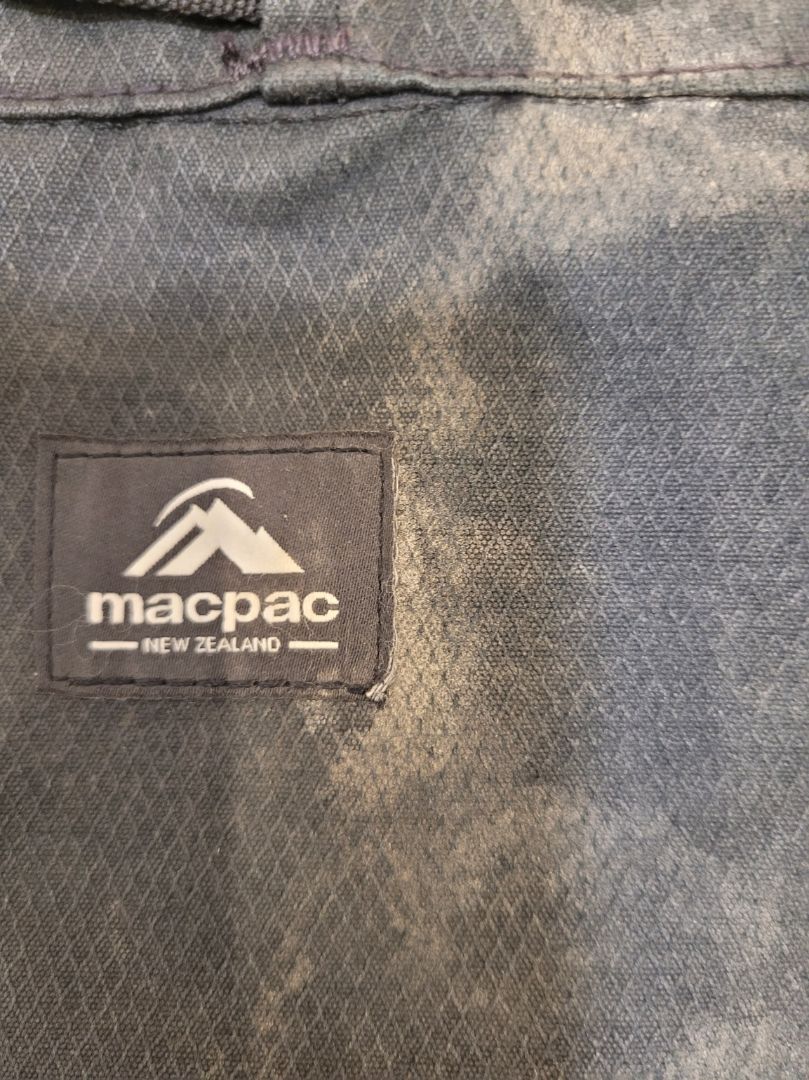 Black Macpac Cascade Gaiters, M