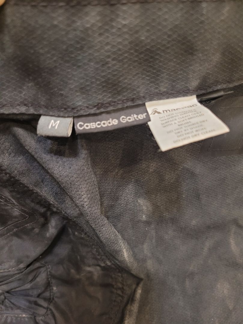 Black Macpac Cascade Gaiters, M