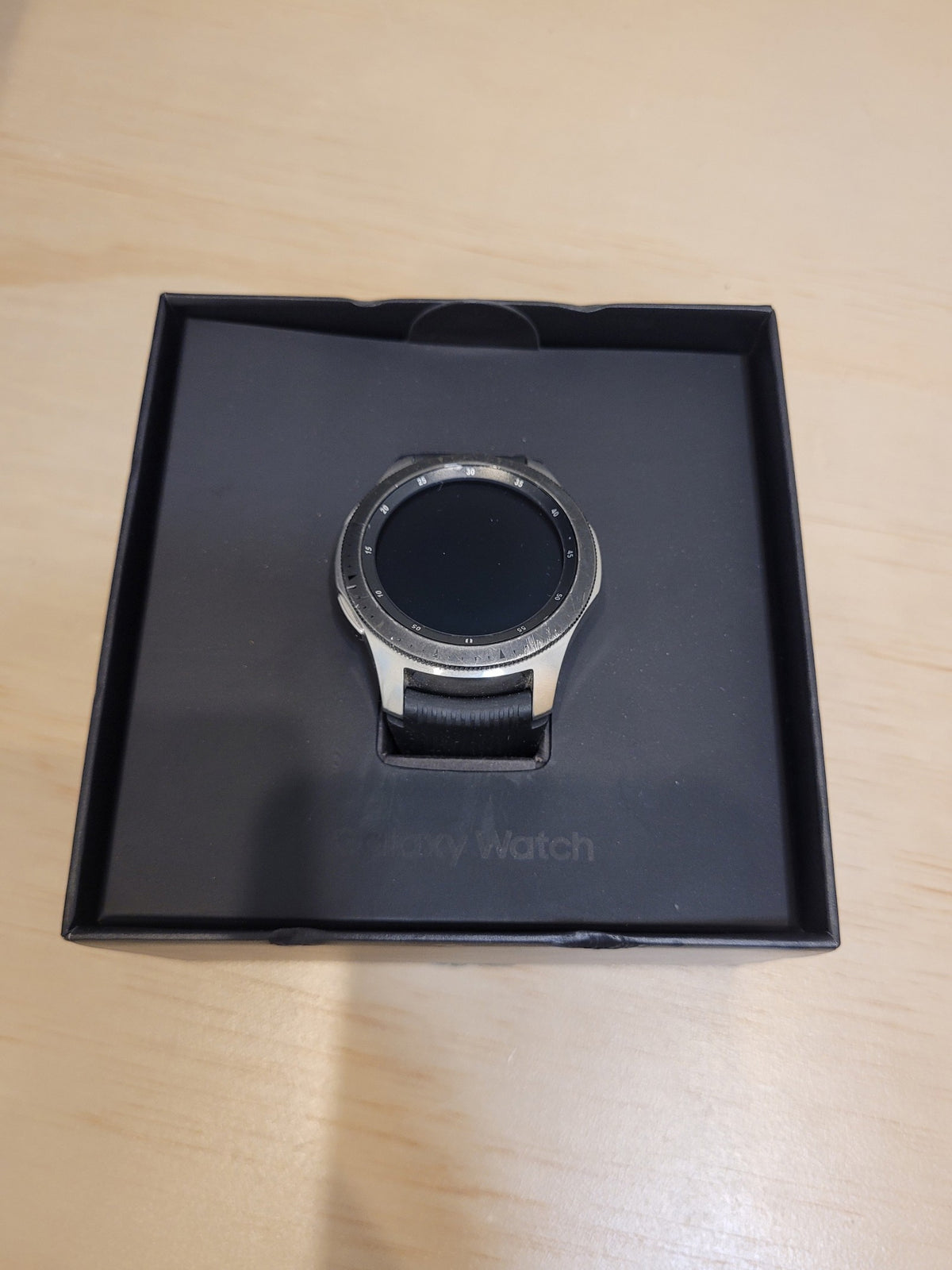 Silver Samsung Galaxy Watch 46mm Bluetooth (SM-R800), 46mm