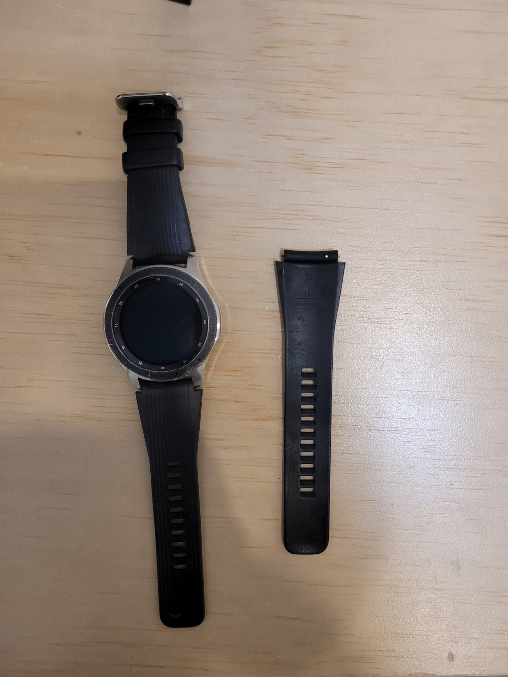 Silver Samsung Galaxy Watch 46mm Bluetooth (SM-R800), 46mm