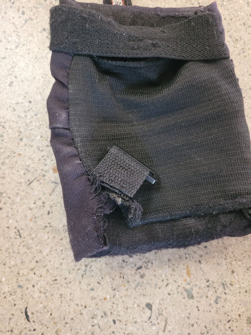 Black Cheapskates Knee Pads