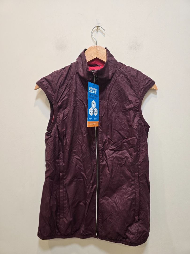 Burgundy Icebreaker Women's Lightweight Vest, S
