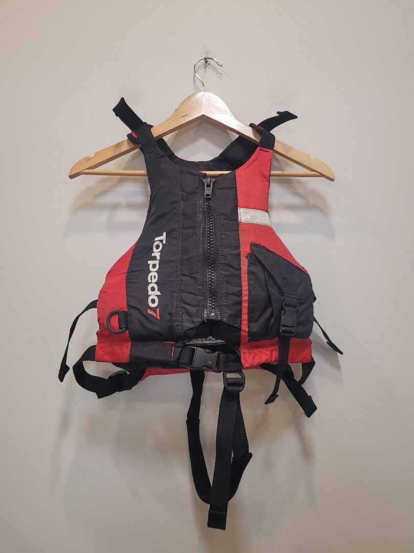 Red Torpedo7 AS0046 Kids Life Jacket, 4–6 (15–25 kg)