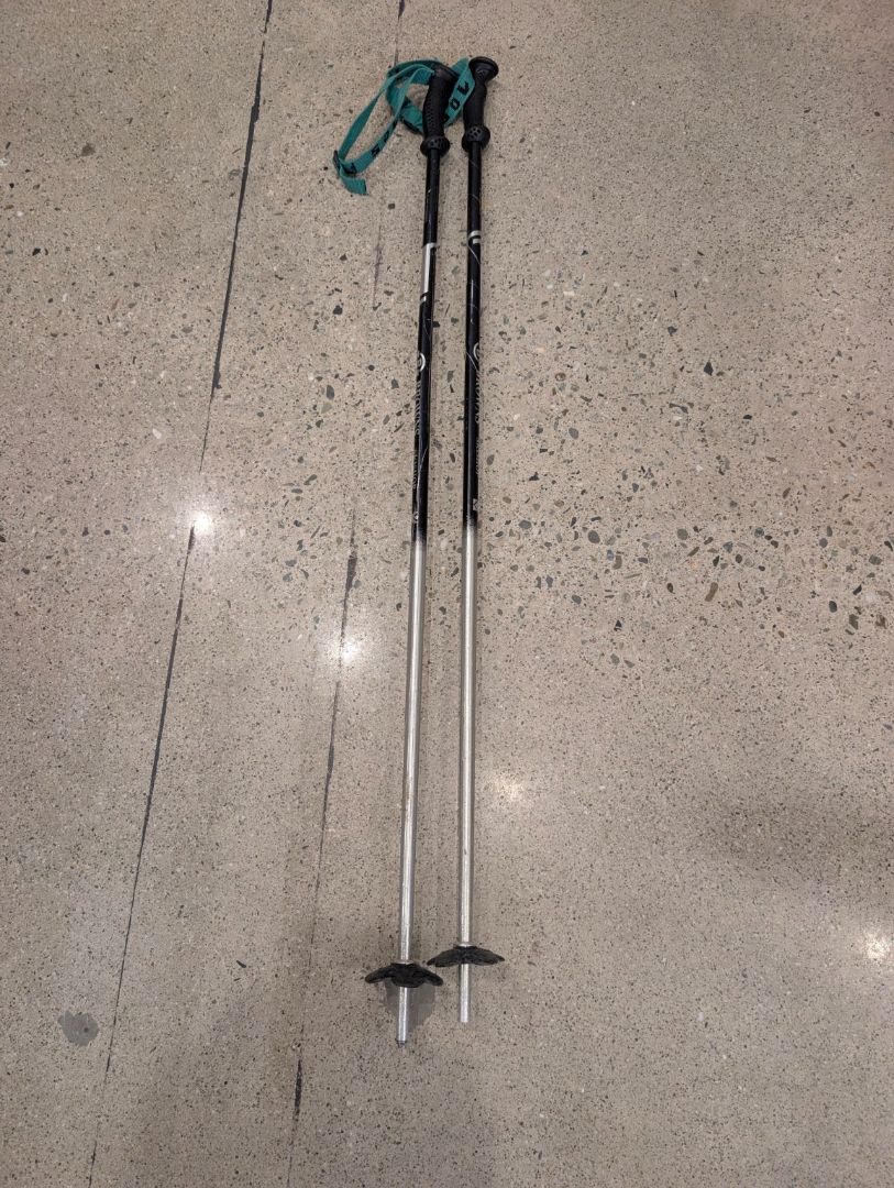 Black  Ski poles, 105cm