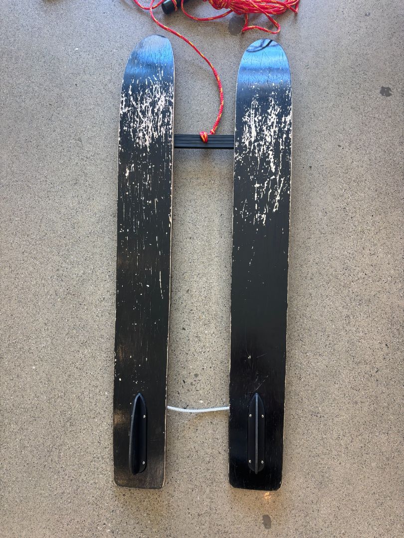 Red/Yellow Wipeout Wipeout 48 Junior Combo Water Skis, 48in