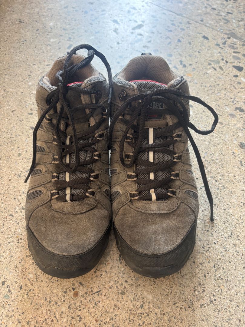 Grey/Red Karrimor Mount Mid Hiking Boots, EU 37