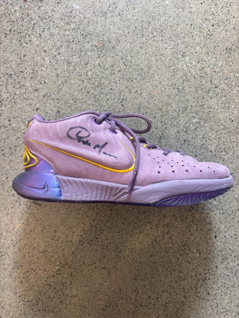 Purple/Yellow Nike Basketball Shoes, US 6.5Y / EU 39