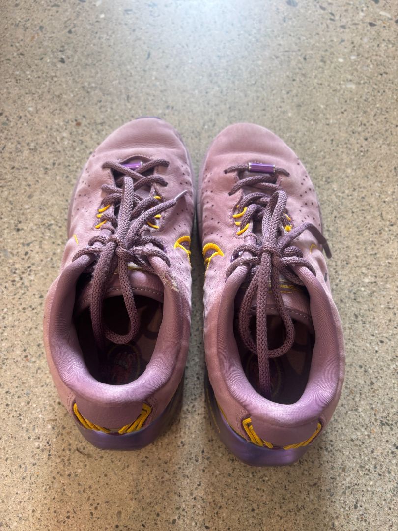 Purple/Yellow Nike Basketball Shoes, US 6.5Y / EU 39