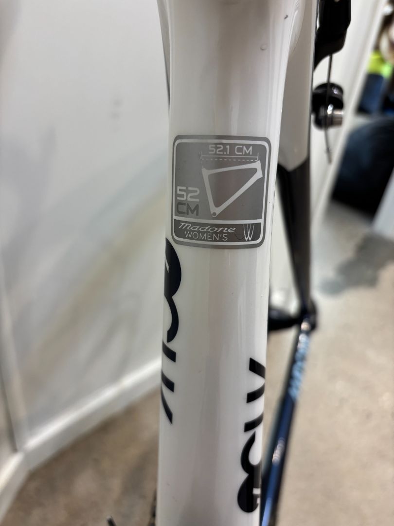 White/Blue Trek Madone 4.5 Women's Road Bike, 52 cm