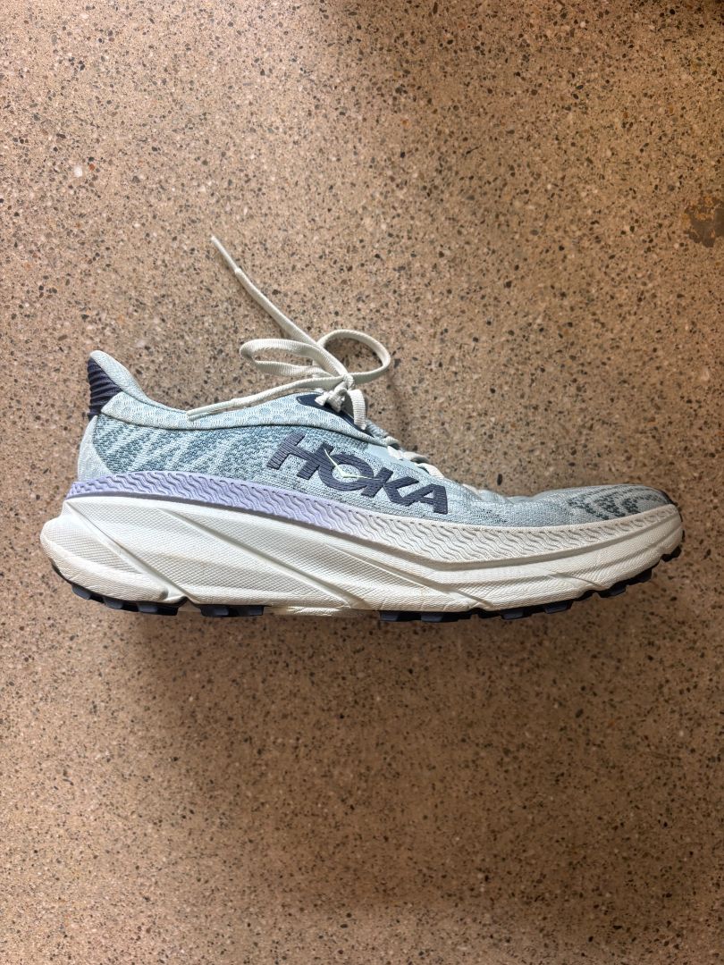 Blue Hoka Challenger ATR, US 8.5 / EU 40