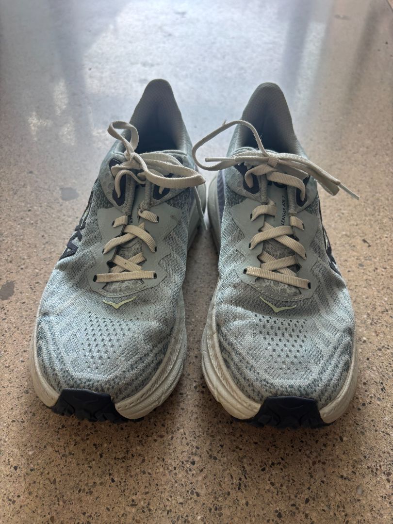 Blue Hoka Challenger ATR, US 8.5 / EU 40