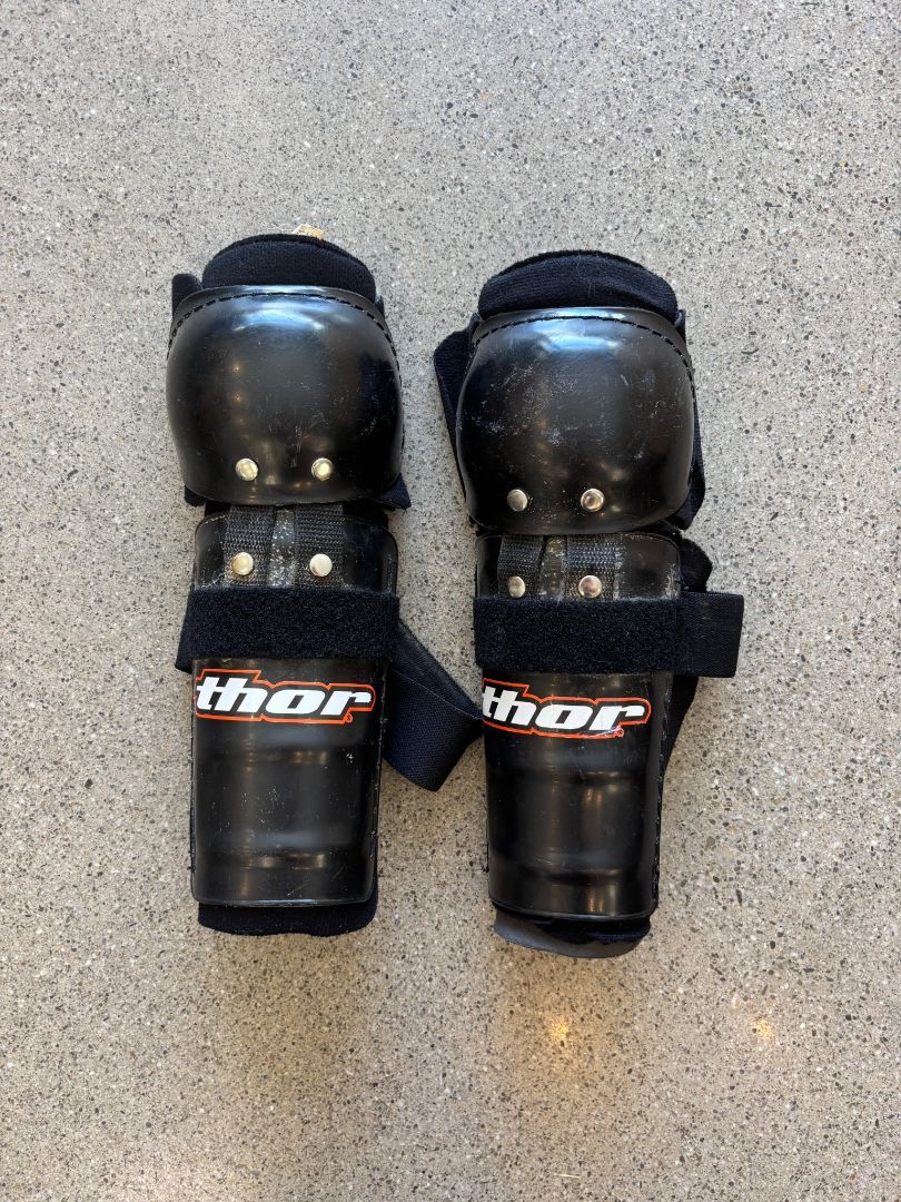 Black Thor Knee shin guards, Youth Large