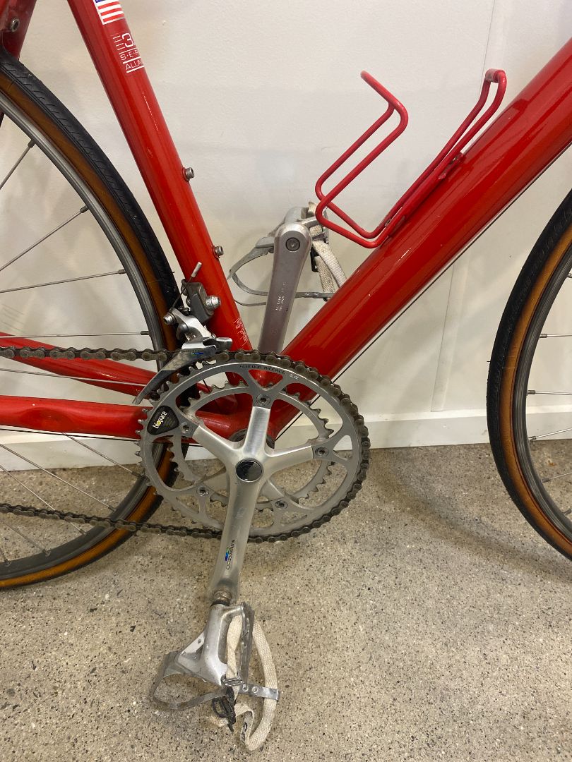 Red Cannondale Road Bike, S