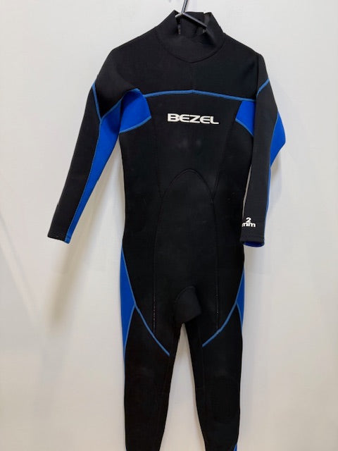 Black/Blue Bezel Full wetsuit, Juniors 16