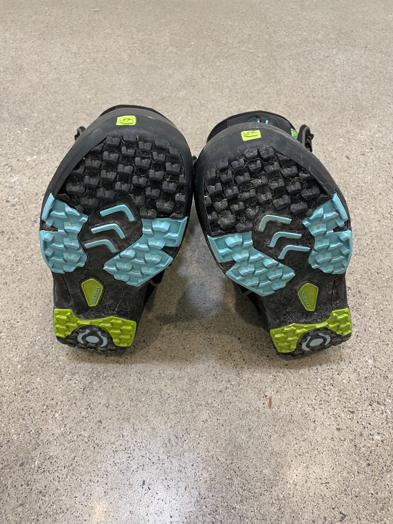 Black Salomon F20, 27.5