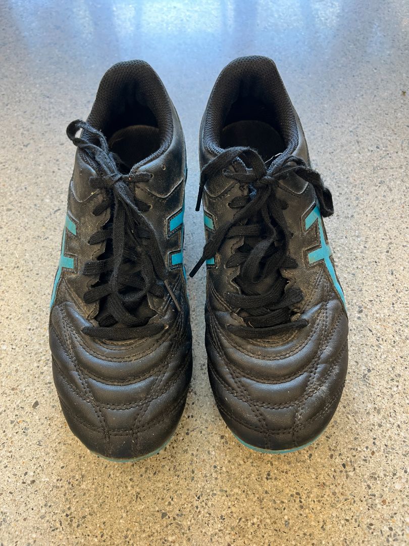 ASICS Kids Soccer Boots, EU 36