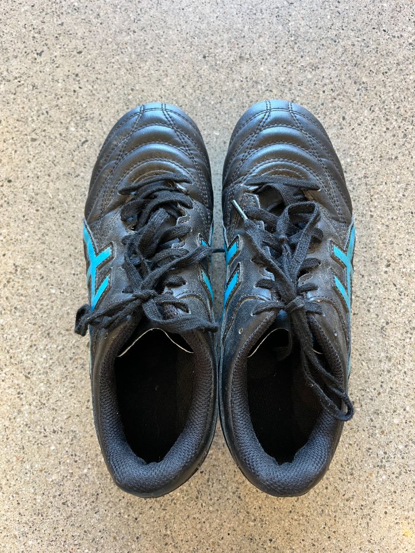 ASICS Kids Soccer Boots, EU 36