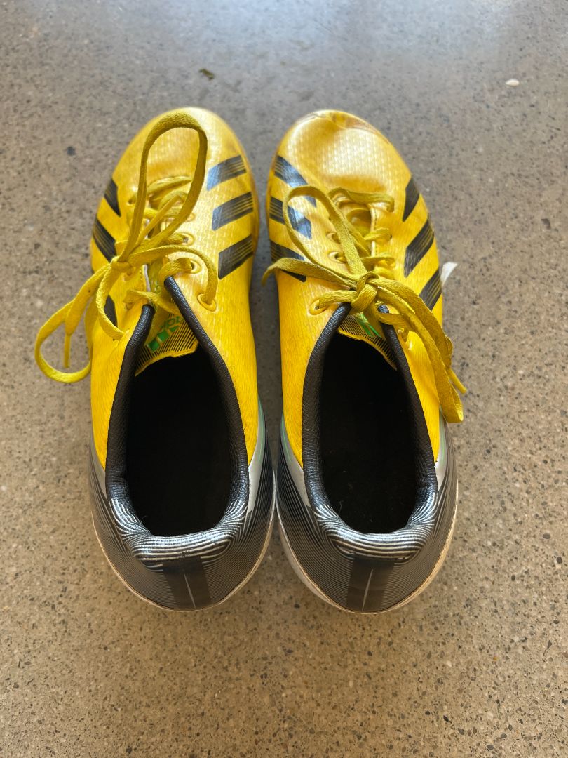 Asics Soccer Boots, EU 38.5