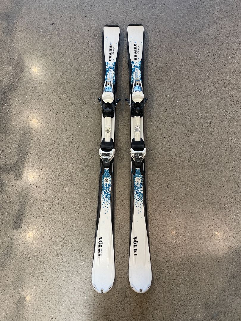 White Völkl Aurena, 147 cm