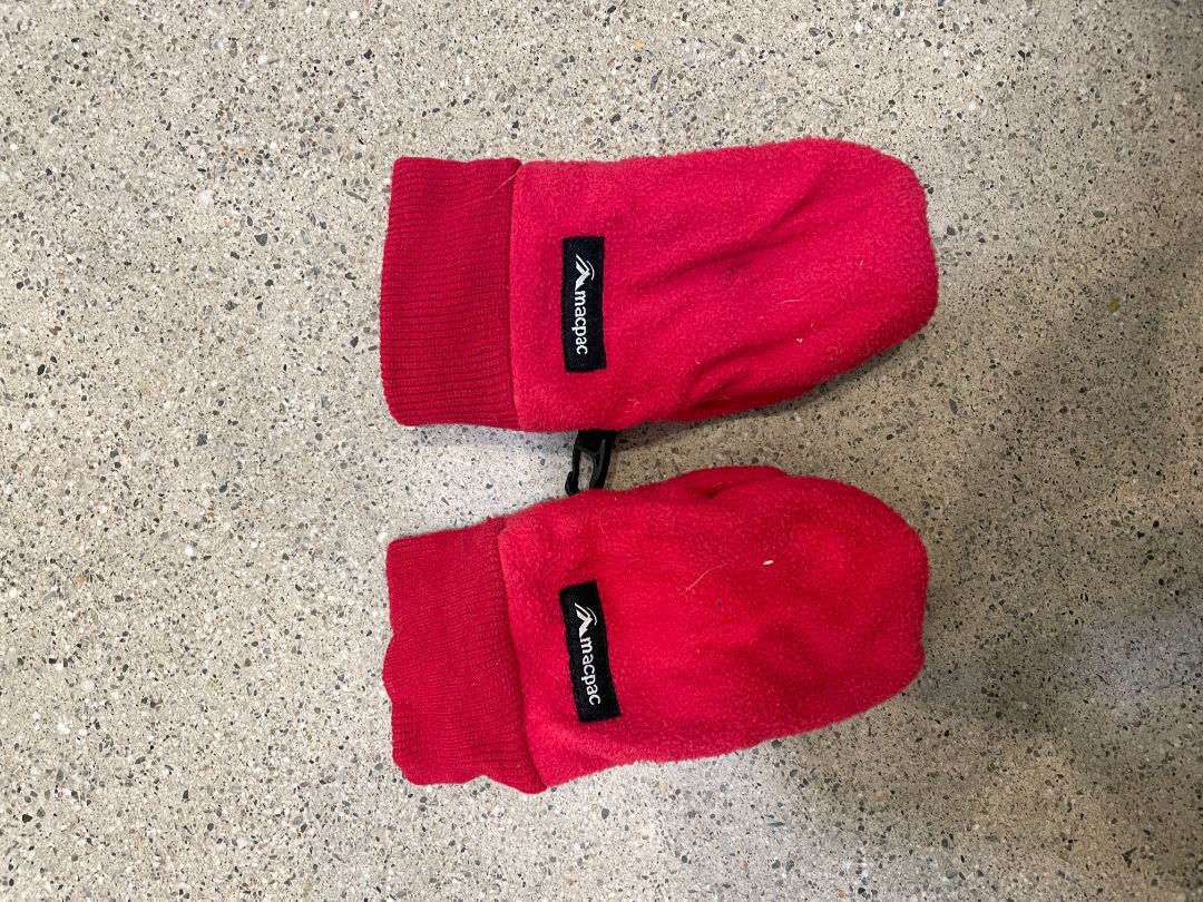 Red Macpac Fleece Mittens, Kids