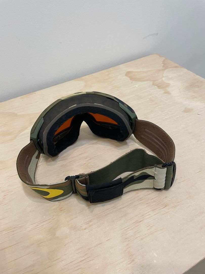 Camo Oakley Airbrake XL, One size