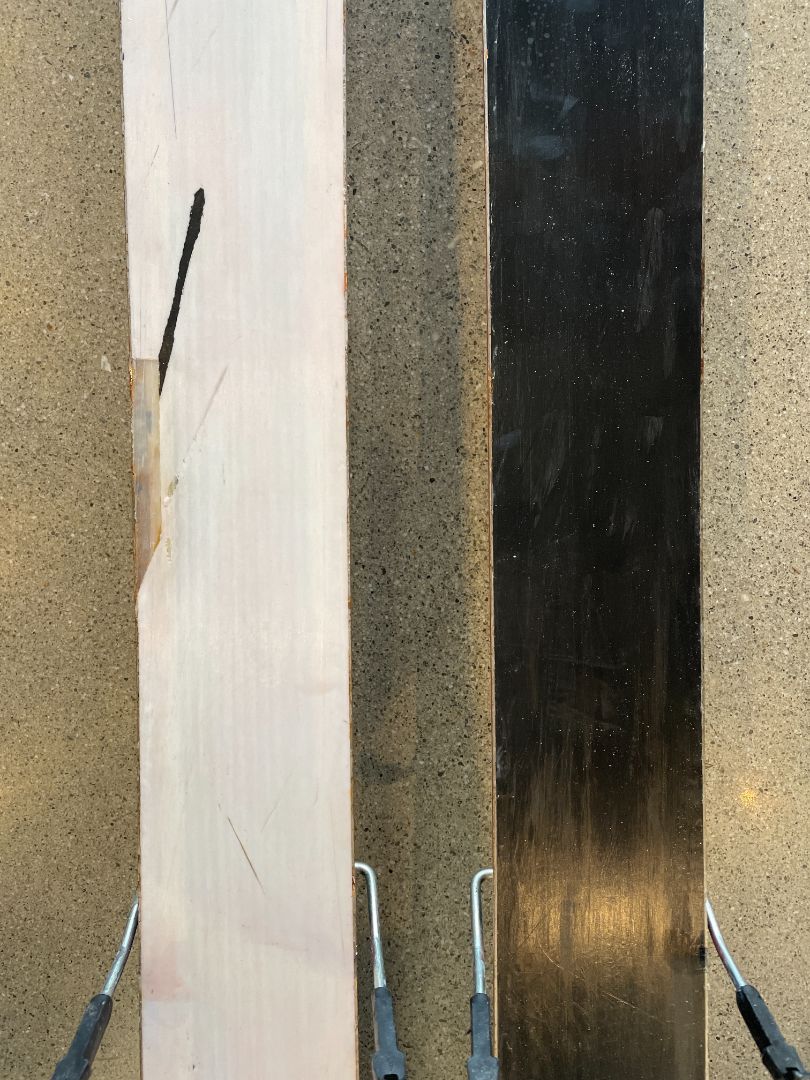 White Volkl Bridge 159, 159 cm