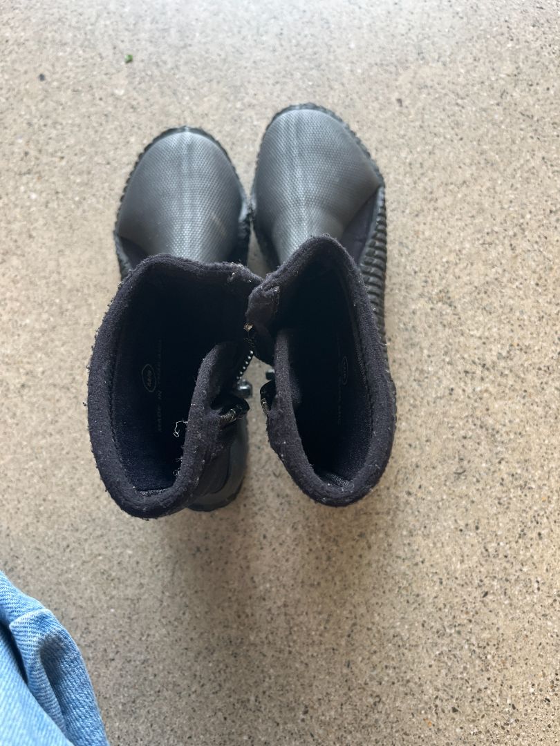 Adrenalin Water Boots, 8/M