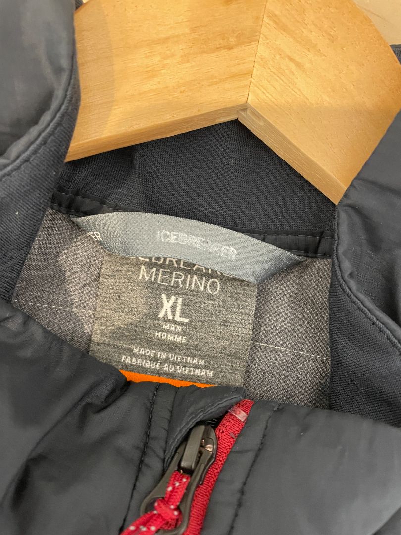 Black Icebreaker MerinoLoft Hybrid Jacket, XL