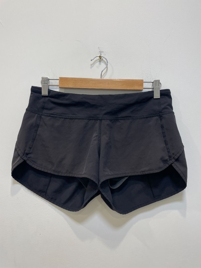 Black Lululemon Speed Up Short, 6