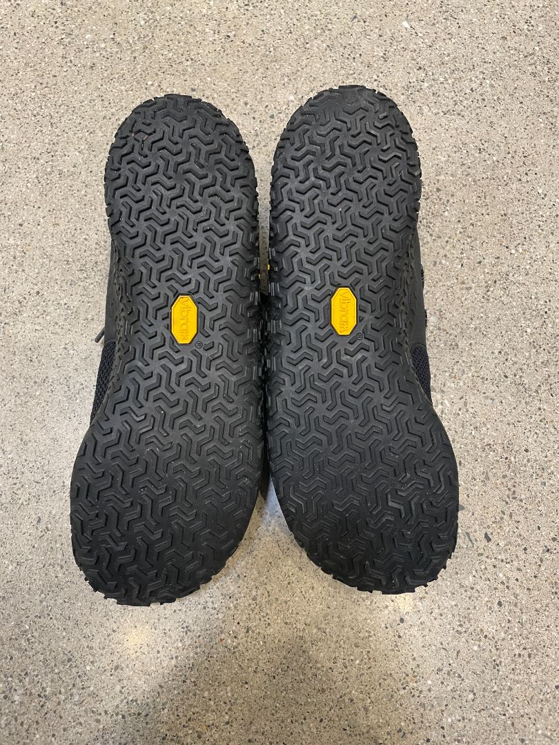 Black Merrell Trail Glove 7, EU 43