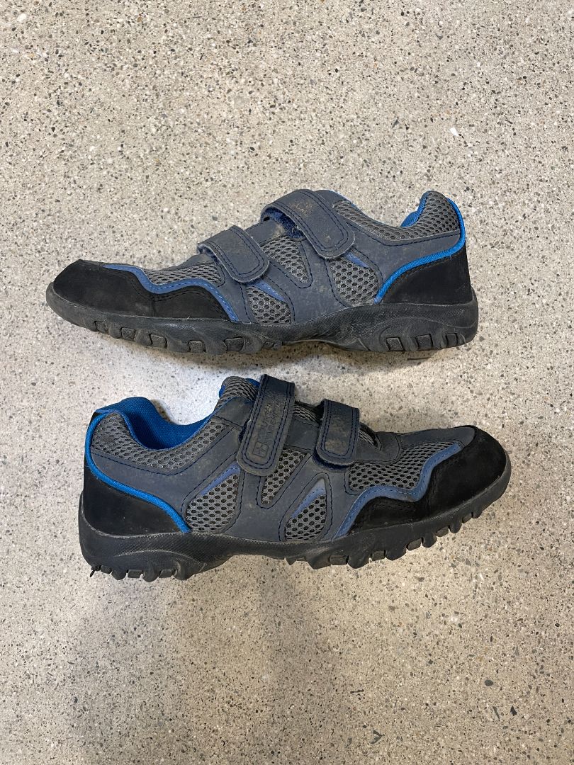 Grey Mountain Warehouse Walking shoes, EU 36