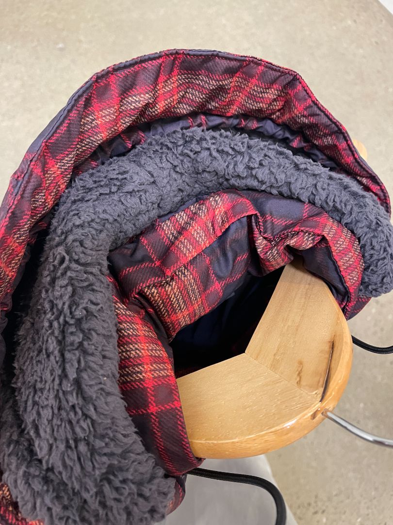 Navy Patagonia Hooded down vest, Women’s S