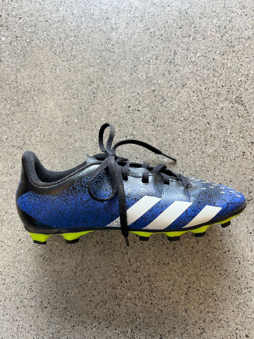 Adidas Soccer Boots, US 4