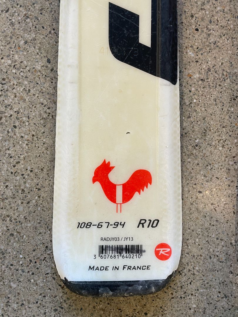 Red Rossignol Hero Junior, 130 cm