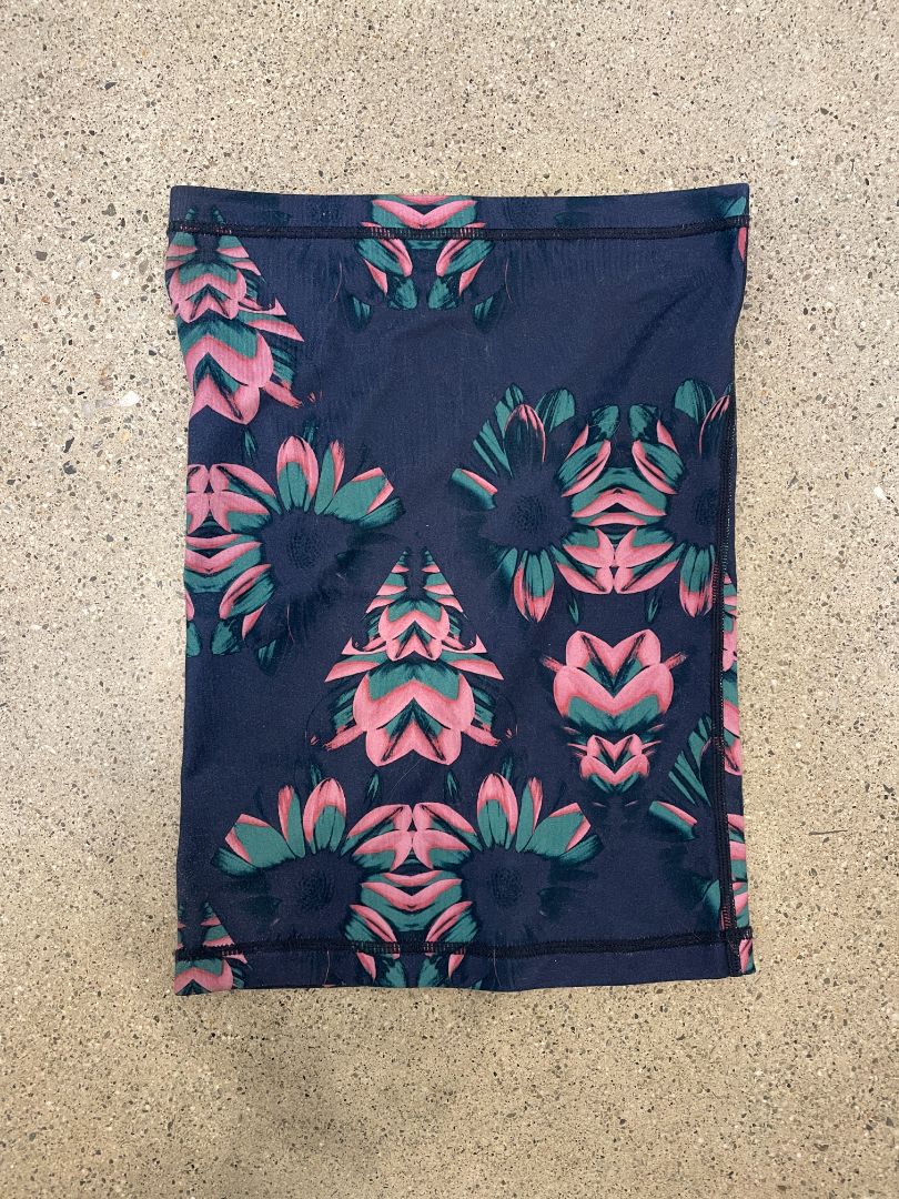 Navy/Pink  Neck Warmer, One size