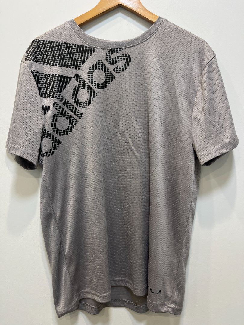 Adidas mesh sports top, L